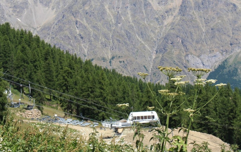 Location de vacances - Appartement à Puy-Saint-Vincent - La Station, en été