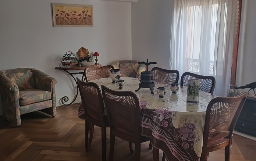 Location de vacances - Chambre d'hôtes à Sainte-Marie-aux-Mines - Au 1er ETAGE,notre SUITE WINSTUB reproduit l'ambiance 1950  d'une  BRASSERIE ...