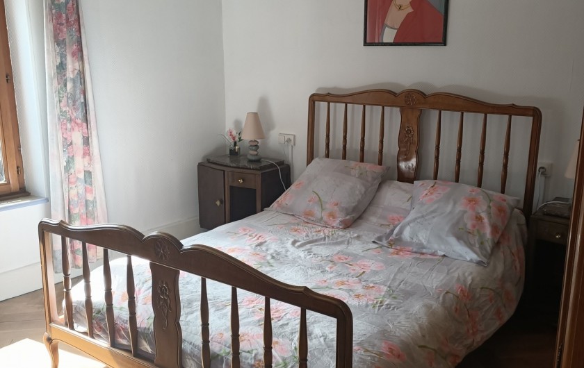 Location de vacances - Chambre d'hôtes à Sainte-Marie-aux-Mines - et bien sur NOUS POUVONS COMPLETER avec 2 LITS d'APPOINT à lattes bois