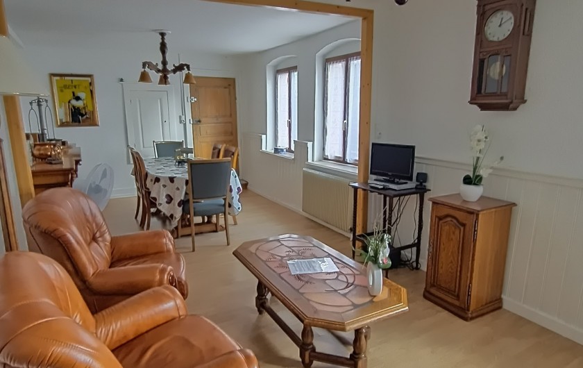 Location de vacances - Chambre d'hôtes à Sainte-Marie-aux-Mines - un SYSTEME HOME CINEMA ( exclusivement DVD avec 50 films )