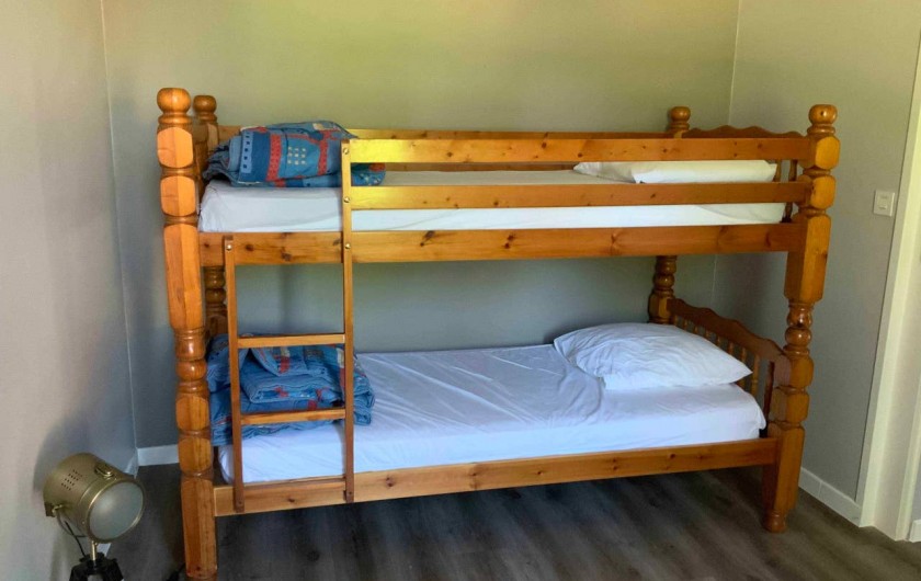 Location de vacances - Gîte à Seigy - Chambre 1 avec lit superposé