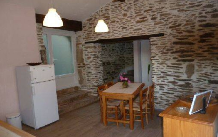 Location de vacances - Gîte à Malbosc - cuisine coin repas