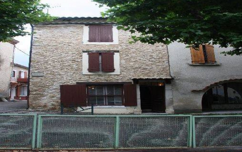 Location de vacances - Villa à Saint-Étienne-les-Orgues - Entrée de la maison
