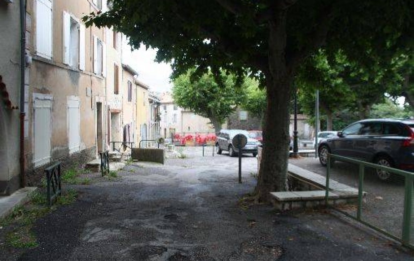 Location de vacances - Villa à Saint-Étienne-les-Orgues - Place du village