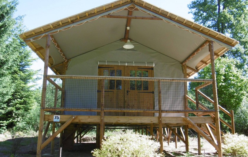 Location de vacances - Camping à Palisse - Lodge sur pilotis