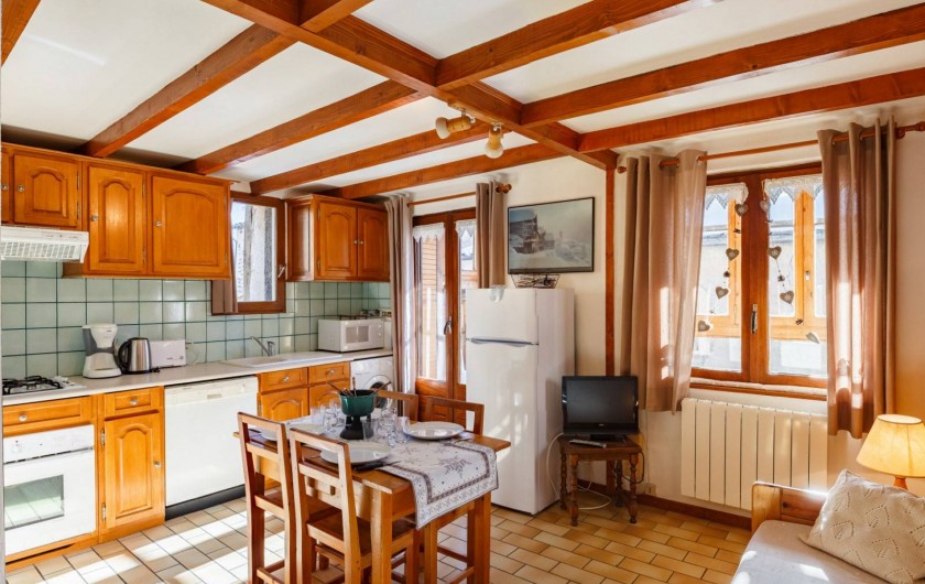 Location de vacances - Appartement à Saint-Véran - Coin séjour/cuisine