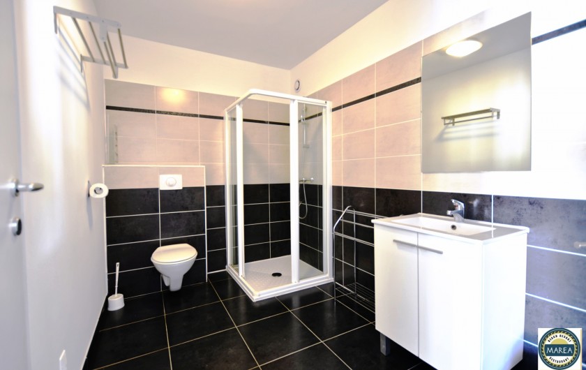 Location de vacances - Appartement à Santa-Lucia-di-Moriani - Salle de bain