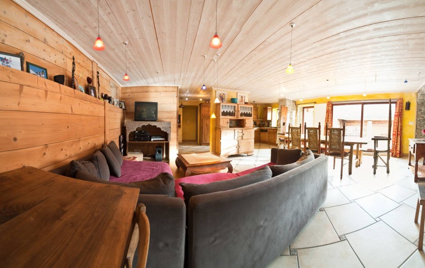 Location de vacances - Chalet à Albiez-Montrond - séjour