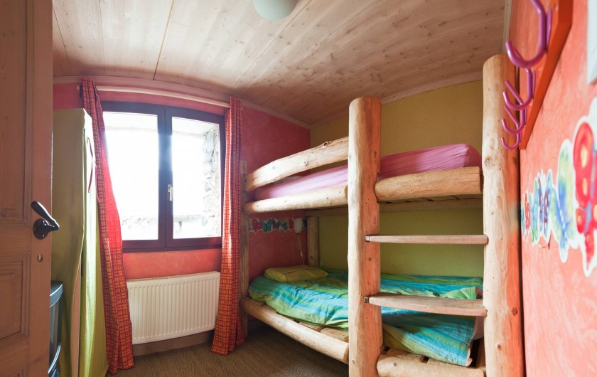 Location de vacances - Chalet à Albiez-Montrond - chambre 2  1er étage