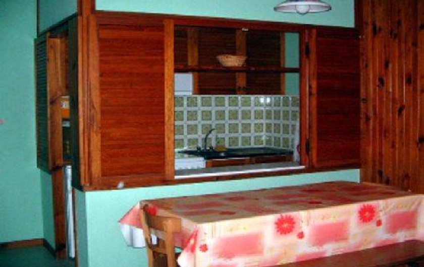 Location de vacances - Appartement à Super Besse - sejour/ cuisine