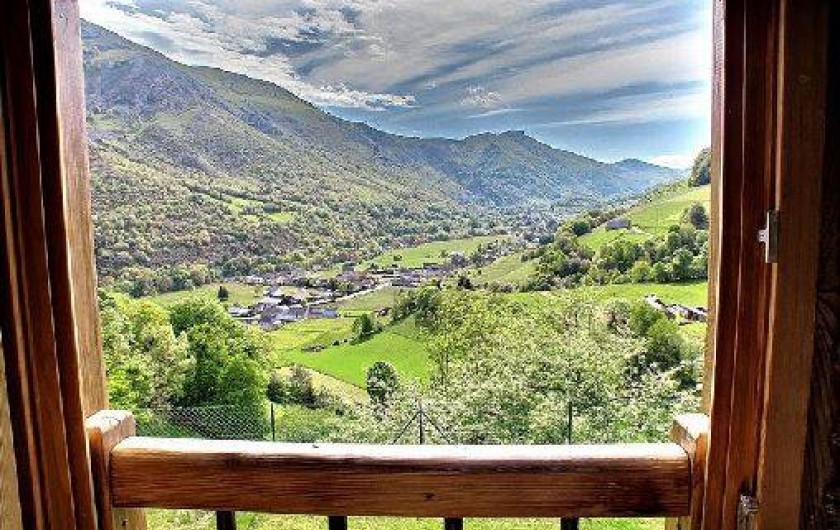 Location de vacances - Gîte à Campan - vue de la chambre