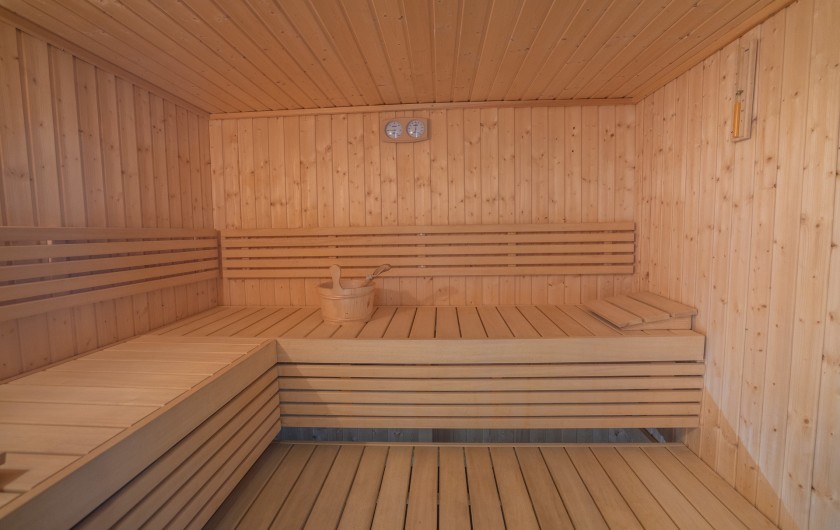 Location de vacances - Chalet à Valmeinier - Le sauna finlandais: 5 à 6 personnes