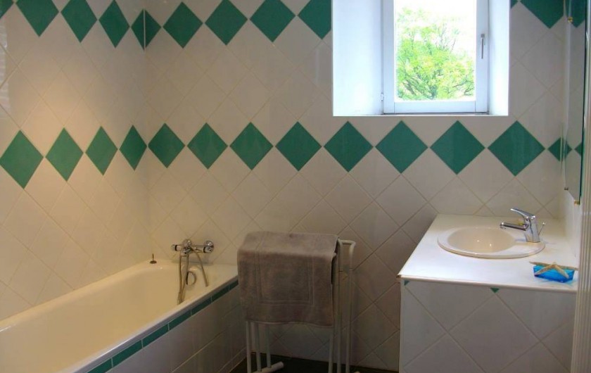 Location de vacances - Gîte à Noyant-la-Gravoyère - Salle de bain