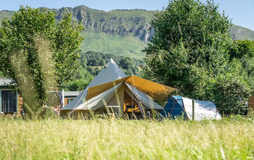 Location de vacances - Chalet à Aucun - Emplacement camping - Azun Nature