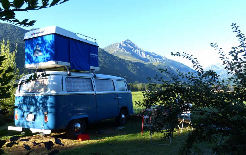 Location de vacances - Chalet à Aucun - Emplacement de camping - Azun Nature
