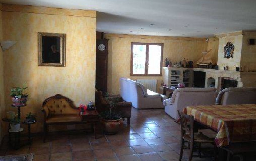 Location de vacances - Maison - Villa à Ensuès-la-Redonne - SALON SEJOUR AVEC CHEMINEE