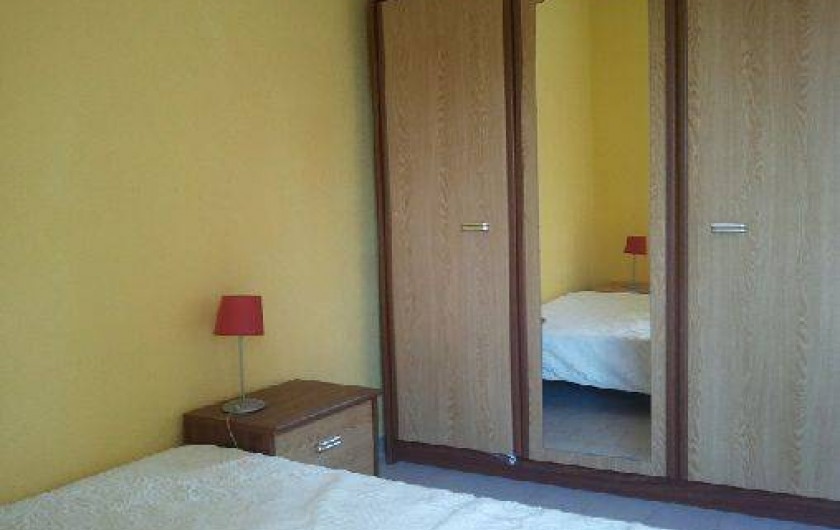 Location de vacances - Villa à Portiragnes - Villa C, chambre du rez-de-chaussée (lit double).