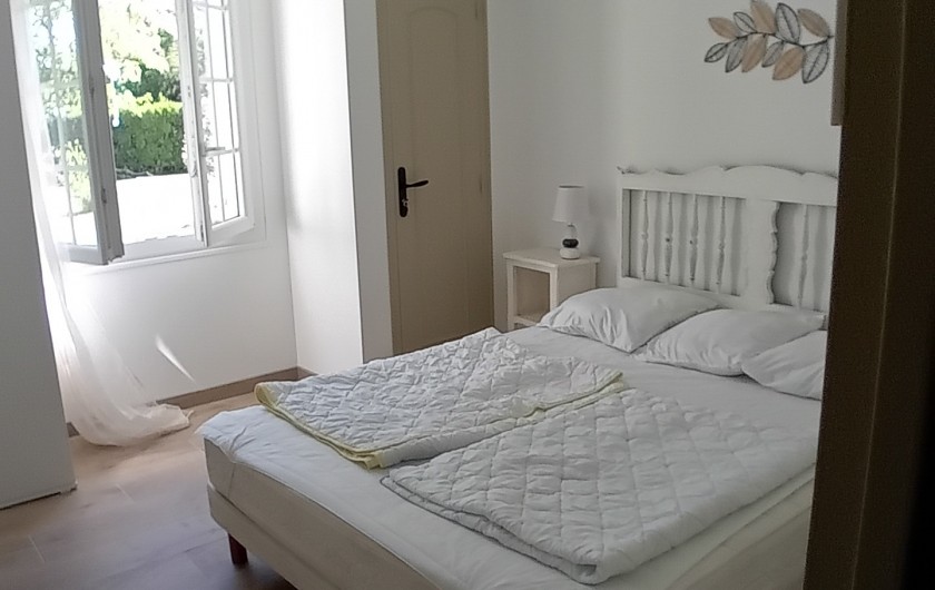 Location de vacances - Villa à Roussas - Chambre 1 au Sud