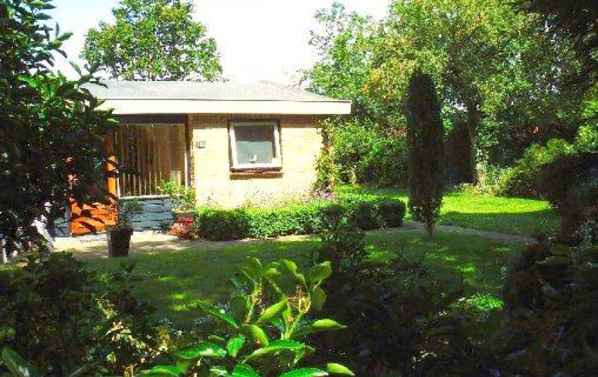 Location de vacances - Bungalow - Mobilhome à Dombourg - Bungalow, un  jardin grand