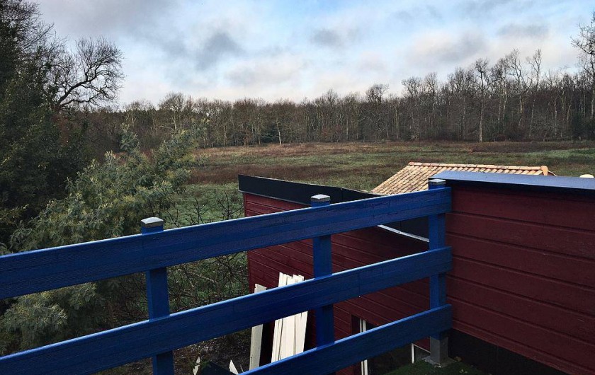 Location de vacances - Chambre d'hôtes à Grayan-et-l'Hôpital - Terrasse privative donnant sur la forêt