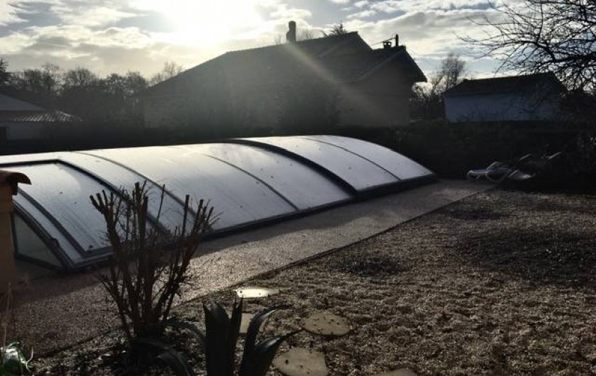 Location de vacances - Chambre d'hôtes à Grayan-et-l'Hôpital - Piscine de 10x5 m pouvant être découverte en été pouvant être fermée