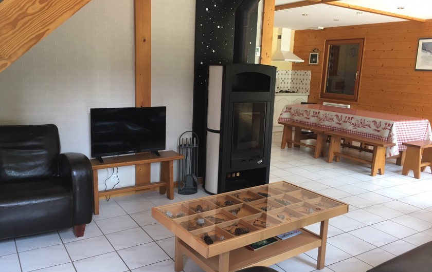 Location de vacances - Chalet à Xonrupt-Longemer - poele a bois GODIN idéal pour l'hiver