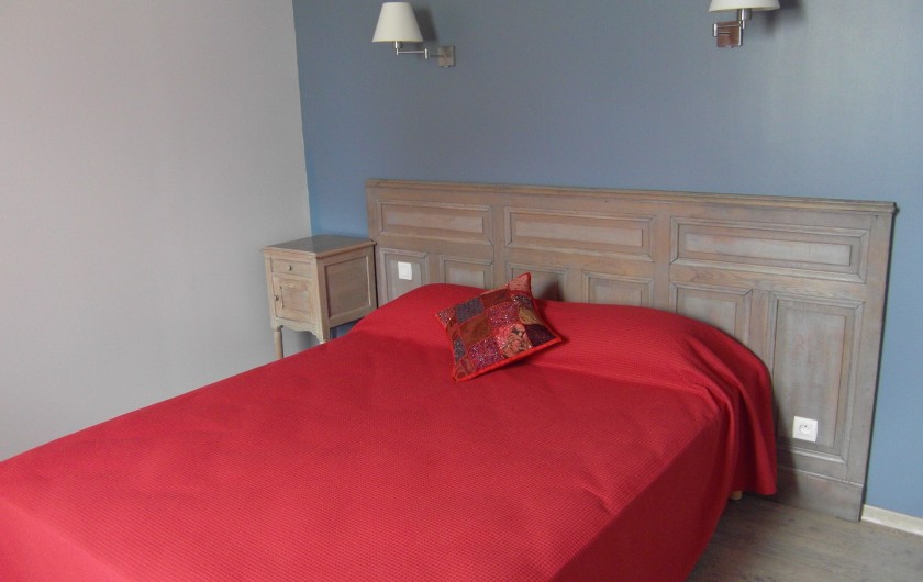 Location de vacances - Gîte à Roussennac - Chambre 1 sur 4 du gîte (au rez de chaussée)