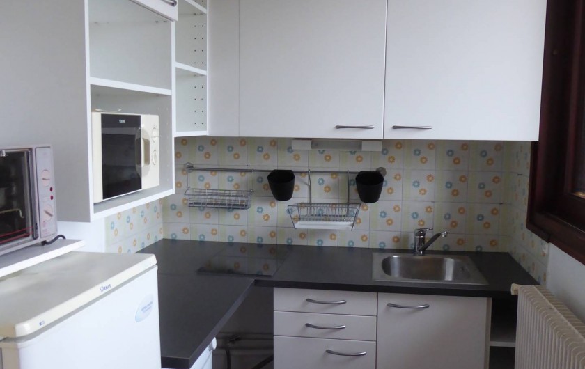 Location de vacances - Studio à Gréoux-les-Bains - cuisine neuve