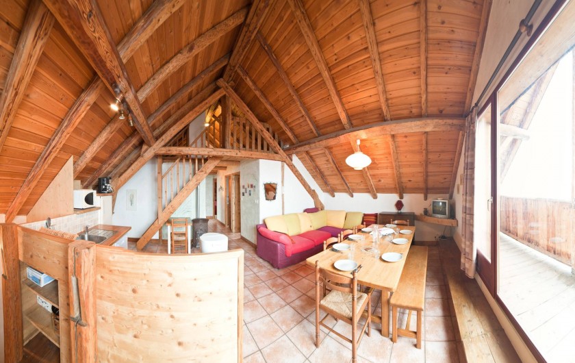 Location de vacances - Appartement à Albiez-le-Vieux - séjour / cuisine
