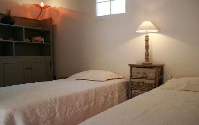 Location de vacances - Appartement à Collioure - chambre des moussaillons 
2 lits en 70cm qui peuvent être rapprochés 