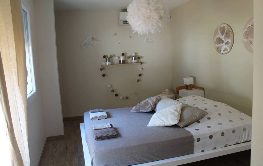 Location de vacances - Maison - Villa à Mornas - suite parentale