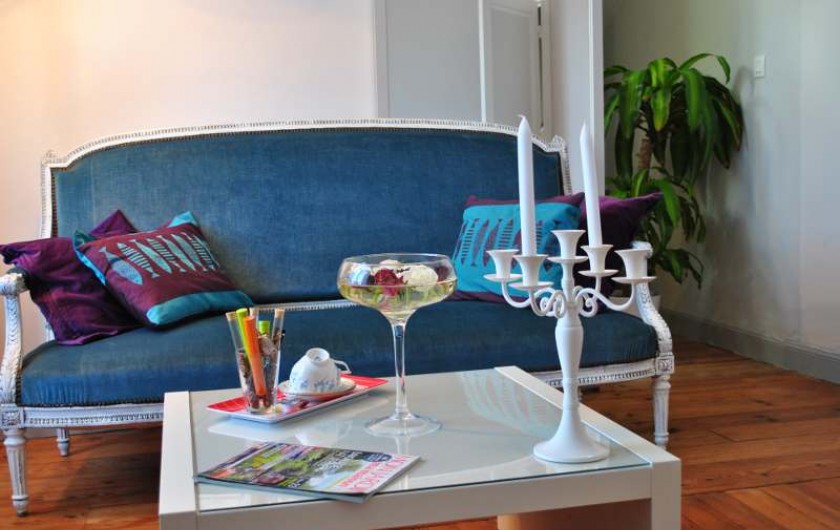 Location de vacances - Chambre d'hôtes à Salies-de-Béarn - le salon chambre suite