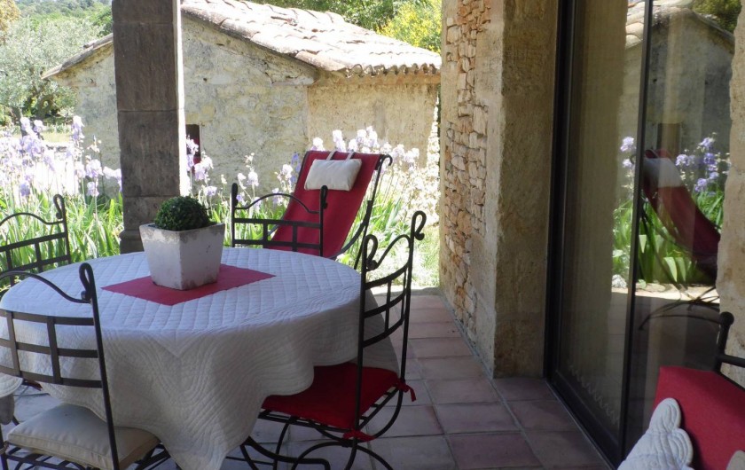 Location de vacances - Mas à Venasque - Terrasse mazet Ventoux