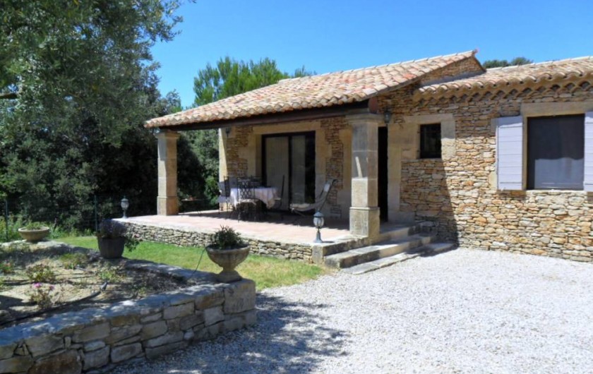 Location de vacances - Mas à Venasque - Façade mazet Provence