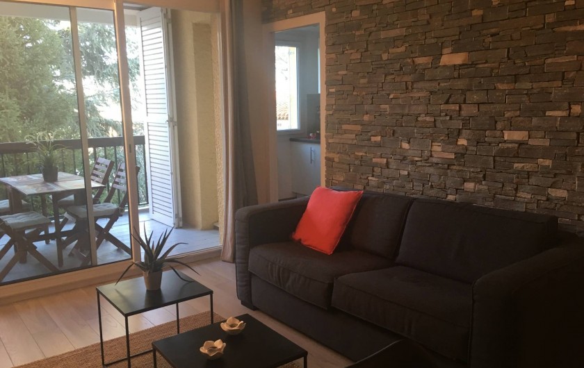 Location de vacances - Appartement à Cassis - Le séjour ou se situe le convertible "rapido"