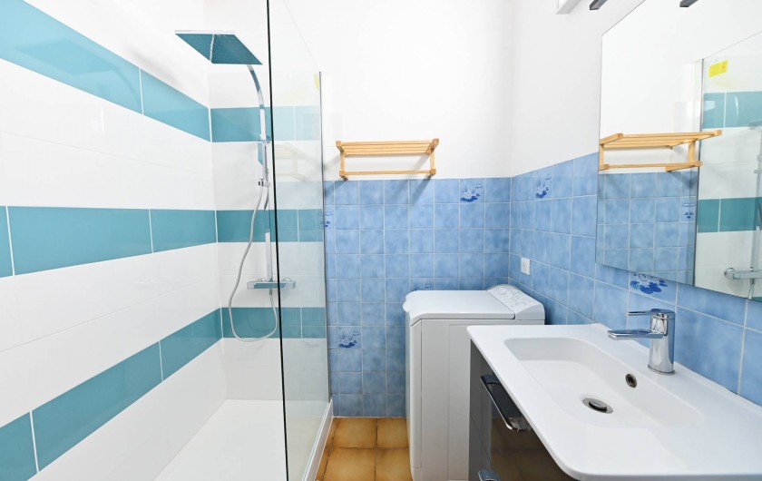 Location de vacances - Appartement à Port-Vendres - salle d'eau