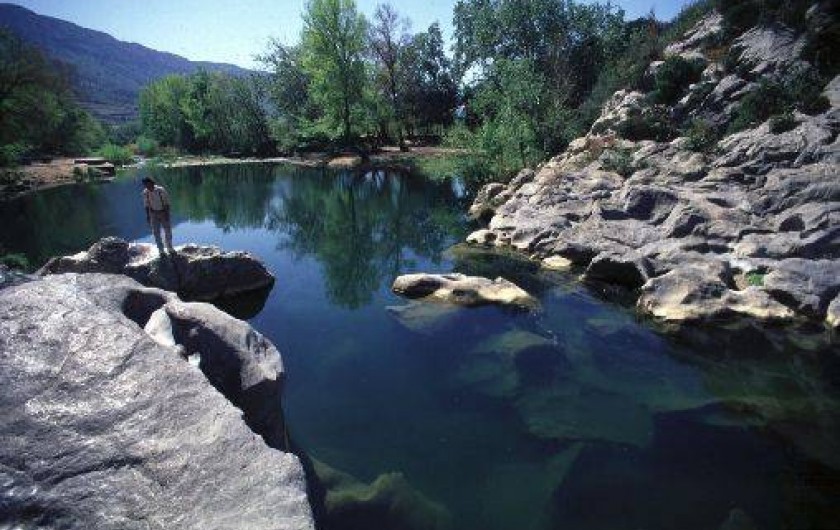 Location de vacances - Chambre d'hôtes à Tautavel - Site des Gouleyrous - Baignade, Escalade