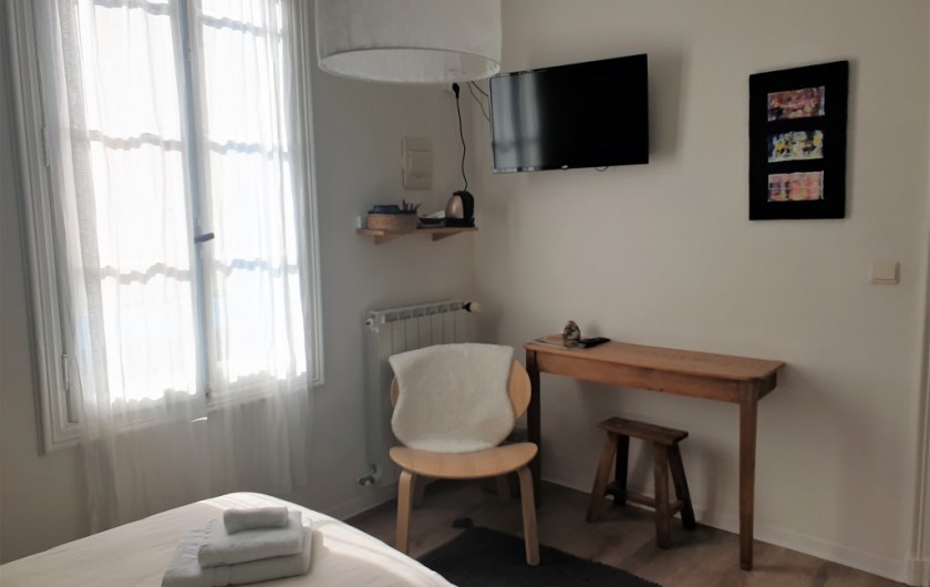 Location de vacances - Chambre d'hôtes à Tautavel - Chambre Double Lits jumeaux Vallespir - Coin bureau