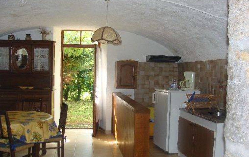 Location de vacances - Appartement à Saint-Alban-Auriolles - Cuisine de la location du Rez-de-Chaussée