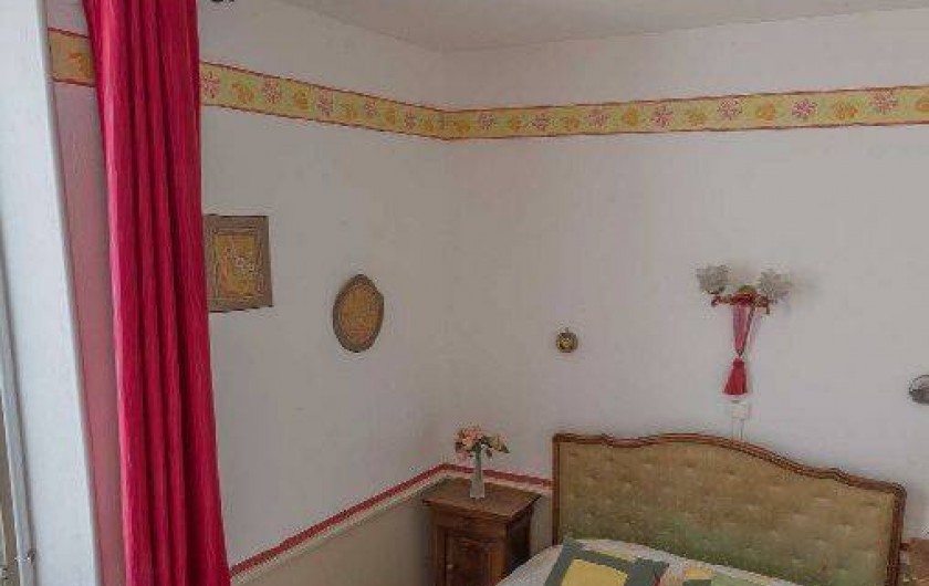 Location de vacances - Gîte à Druyes-les-Belles-Fontaines - chambre 2