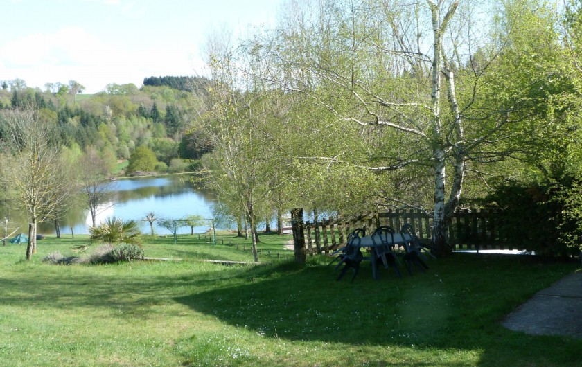 Location de vacances - Bungalow - Mobilhome à Villefranche-de-Rouergue - vue d'un des gites