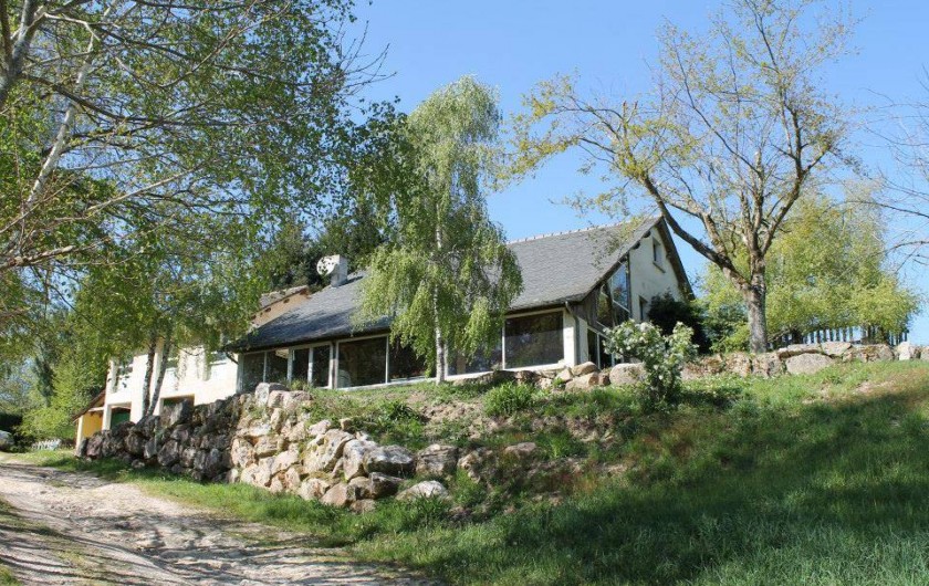 Location de vacances - Bungalow - Mobilhome à Villefranche-de-Rouergue - salle d'accueil où sont organisés les repas