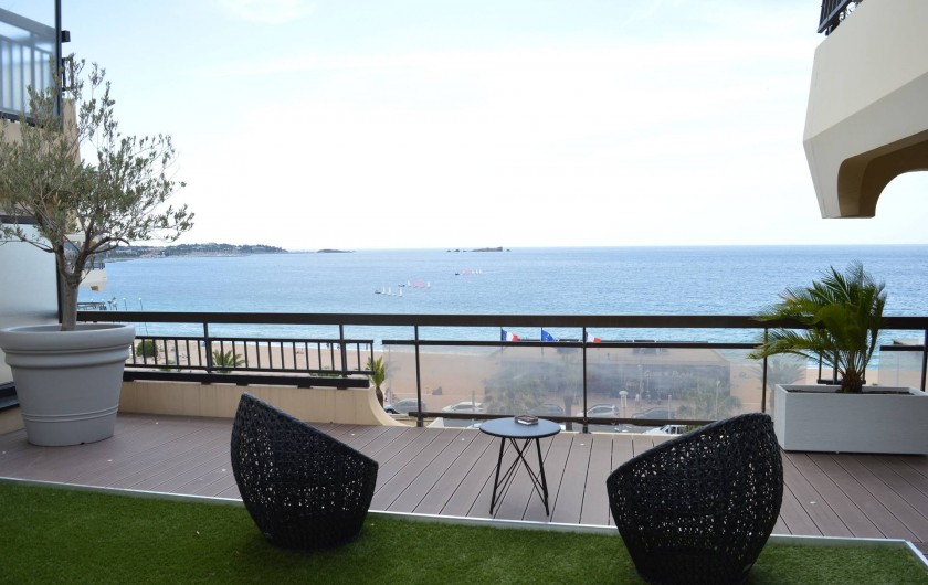 Location de vacances - Appartement à Fréjus Plage - TERRASSE VUE MER