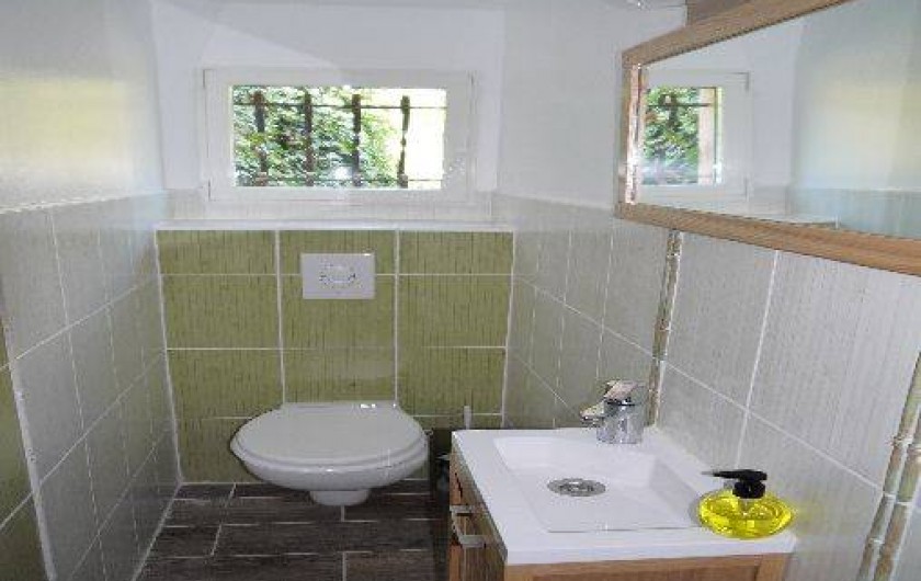 Location de vacances - Appartement à Solliès-Toucas - WC séparés