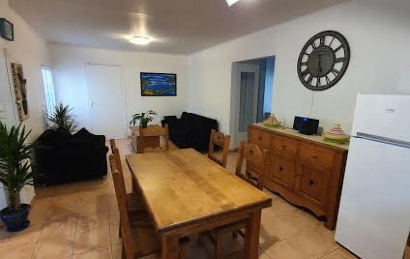 Location de vacances - Villa à Saint-Pierre la Mer - Salle à manger