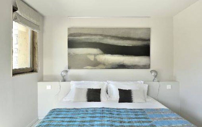 Location de vacances - Chalet à Saint-Martin-de-Belleville - Détail d'une chambre double.