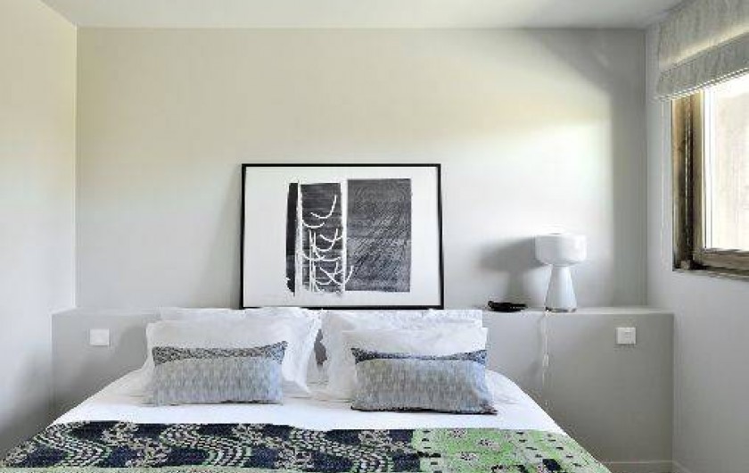 Location de vacances - Chalet à Saint-Martin-de-Belleville - Détail d'une chambre double.