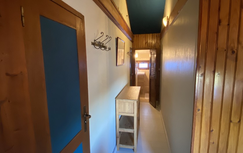 Location de vacances - Chalet à Ustou - Couloir à l'étage