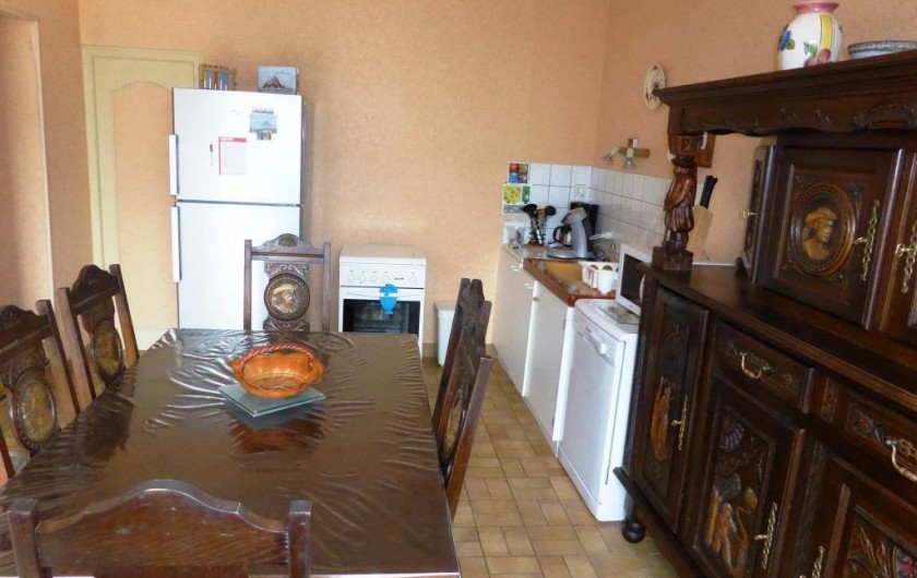 Location de vacances - Gîte à Louvigné-du-Désert - Cuisine avec Gazinière, Lave-vaisselle Frigo/Congél