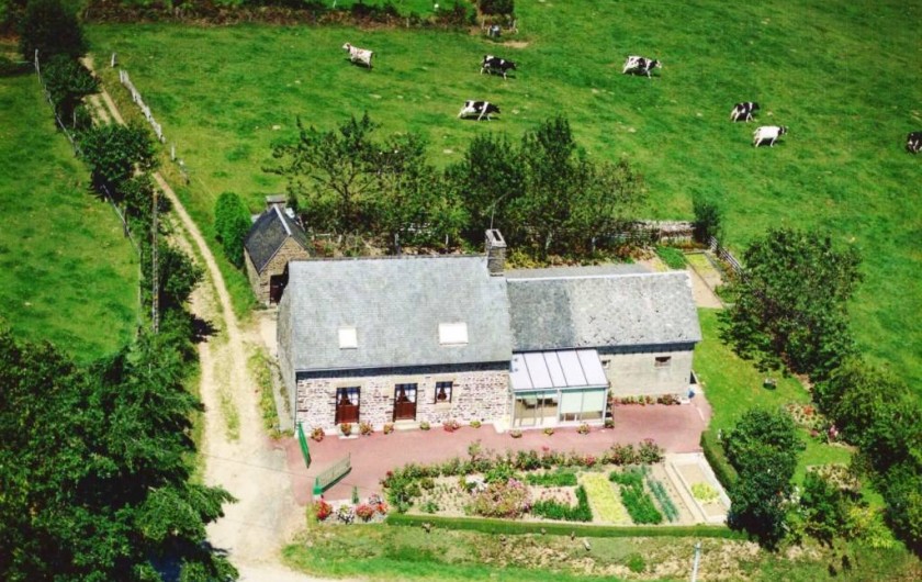Location de vacances - Gîte à Louvigné-du-Désert - Jardin Arboré